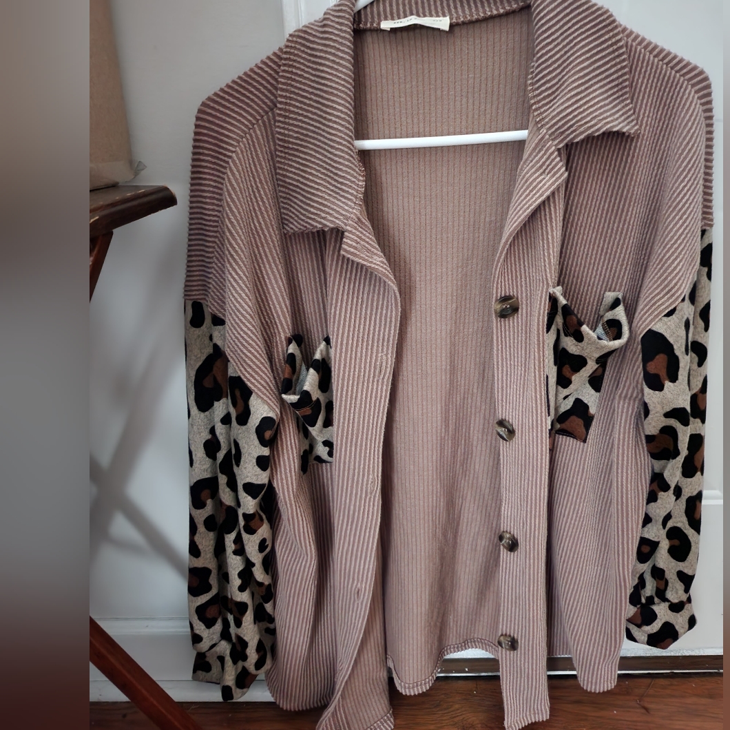 Button Up M